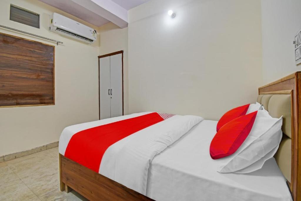 Blossom Suites Bangalore Esterno foto