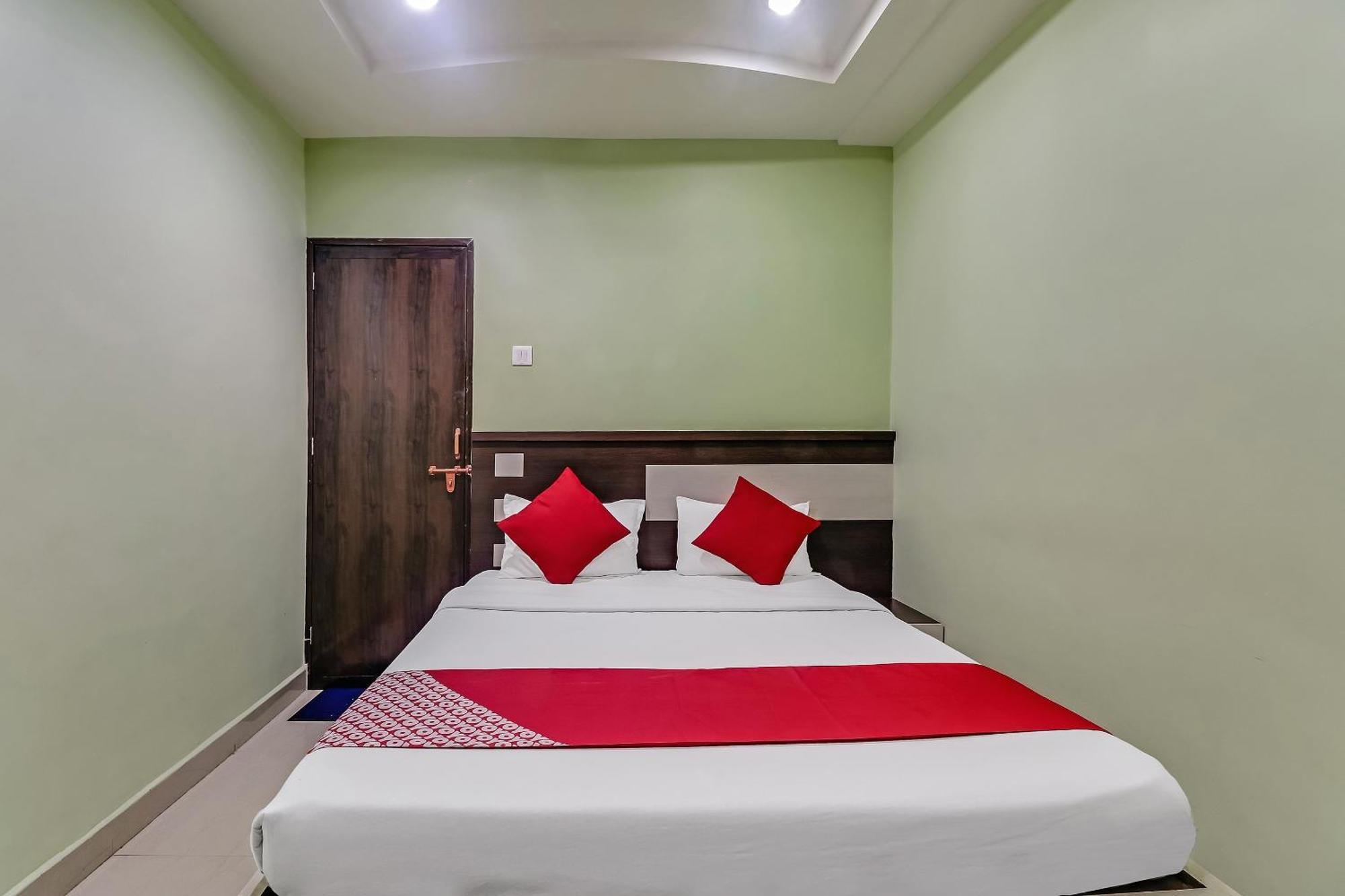 Blossom Suites Bangalore Esterno foto