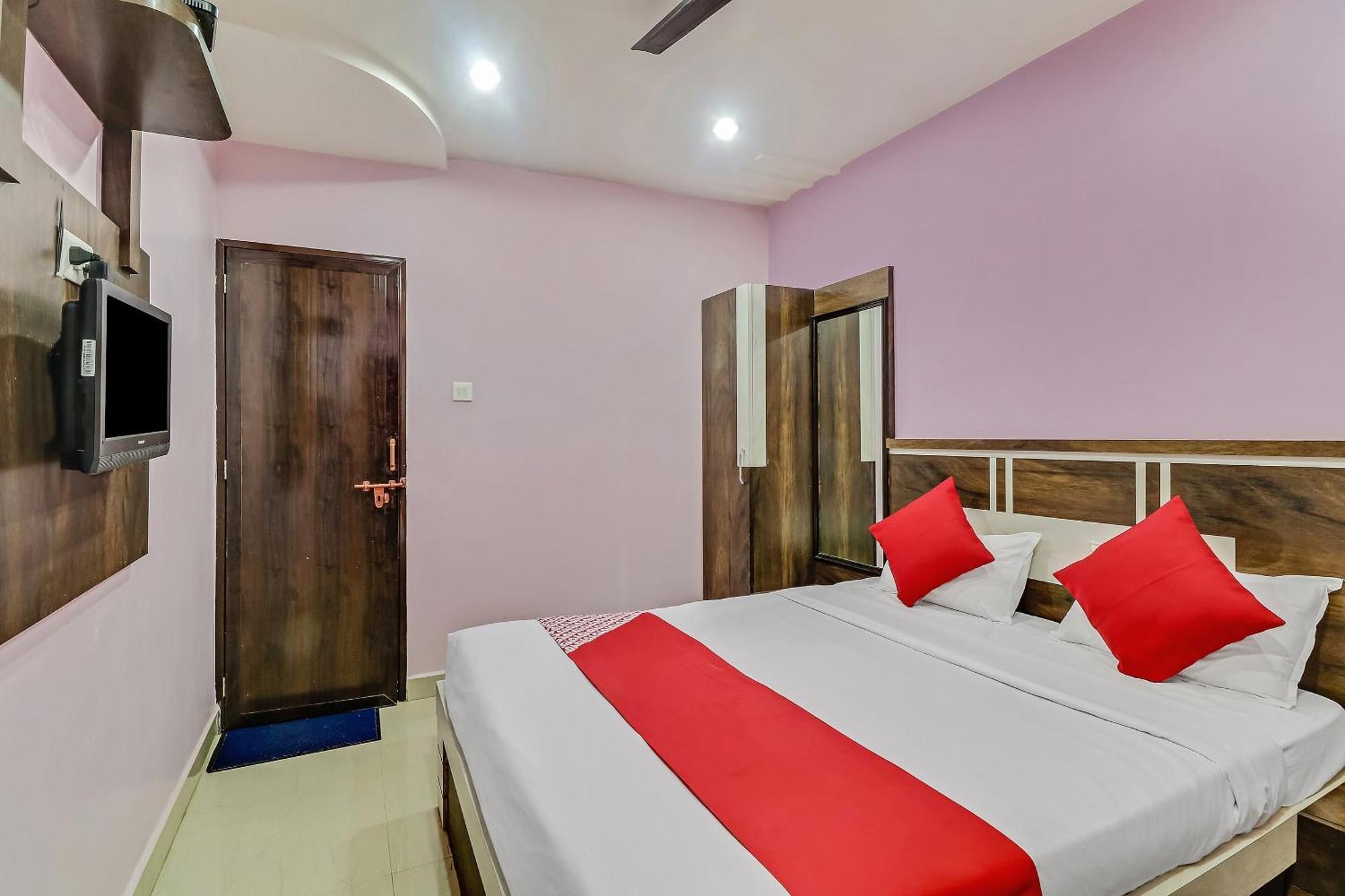 Blossom Suites Bangalore Esterno foto